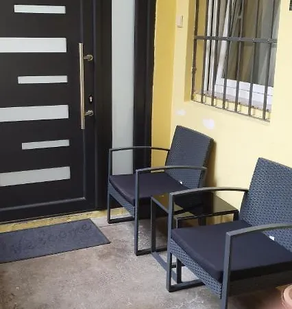 Apartman Vita דירה *